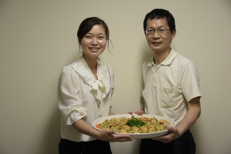 防疫蔬食好料理 營養師分享酸甜秋葵豆包卷食譜