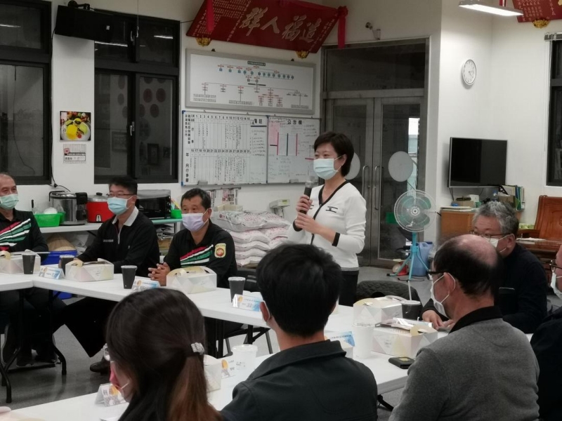 澎縣警局溫副局長帶隊至社區實施治安訪視