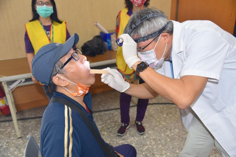 南投縣府衛生局「送健康到企業」 南崗工業區開跑