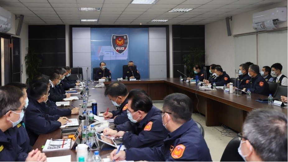 警署長:不主動至疫苗接種站查緝失聯移工 轉給移民署專勤隊 76 120804