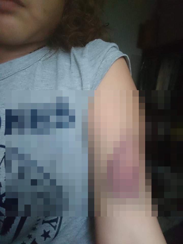 202112102156105Vr3