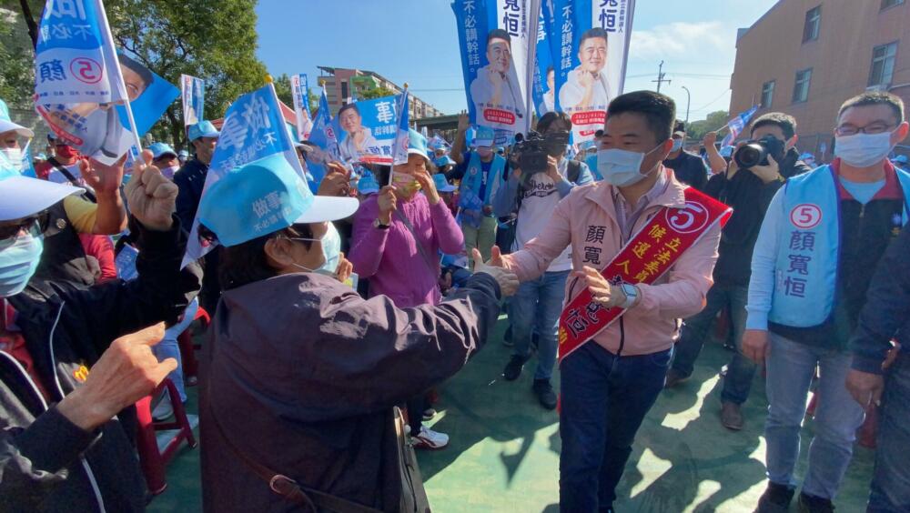 點名7節目一整個月抹黑 顏寬恒怒問NCC:眼瞎了?耳聾了? 87 S 64659562 e1639388029948