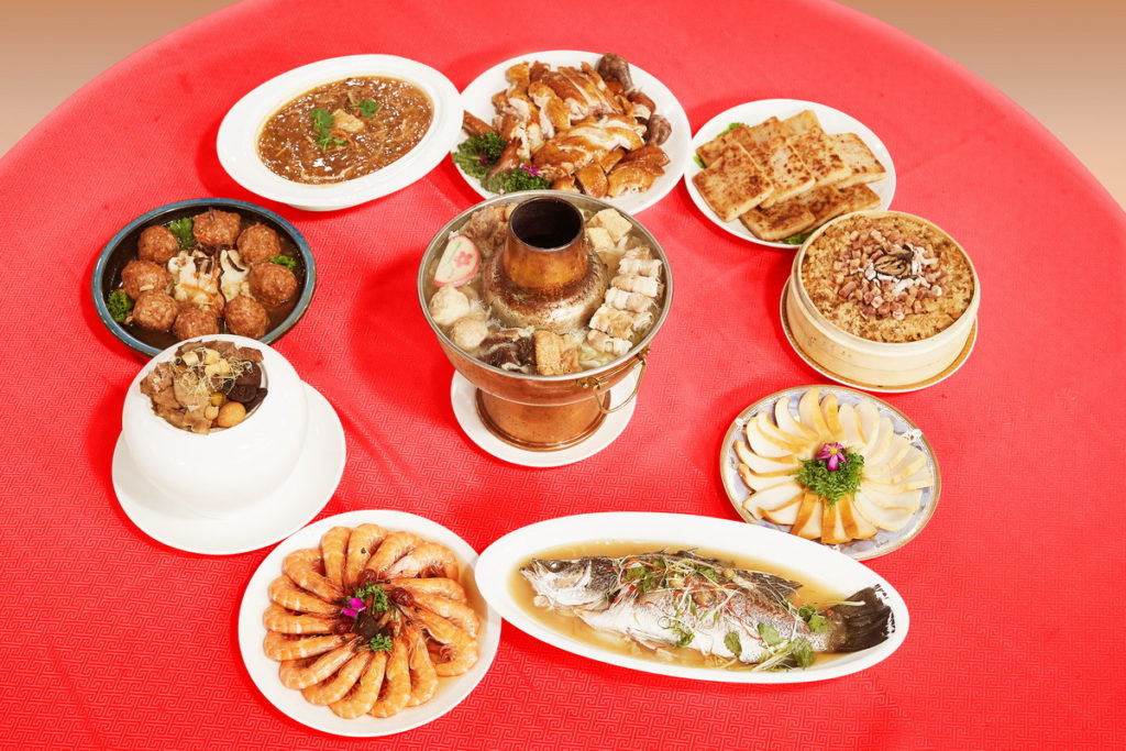 「金牌廚神陳志昇金虎迎春年菜組」10道年菜,東森價$1980。(圖/東森購物網提供)