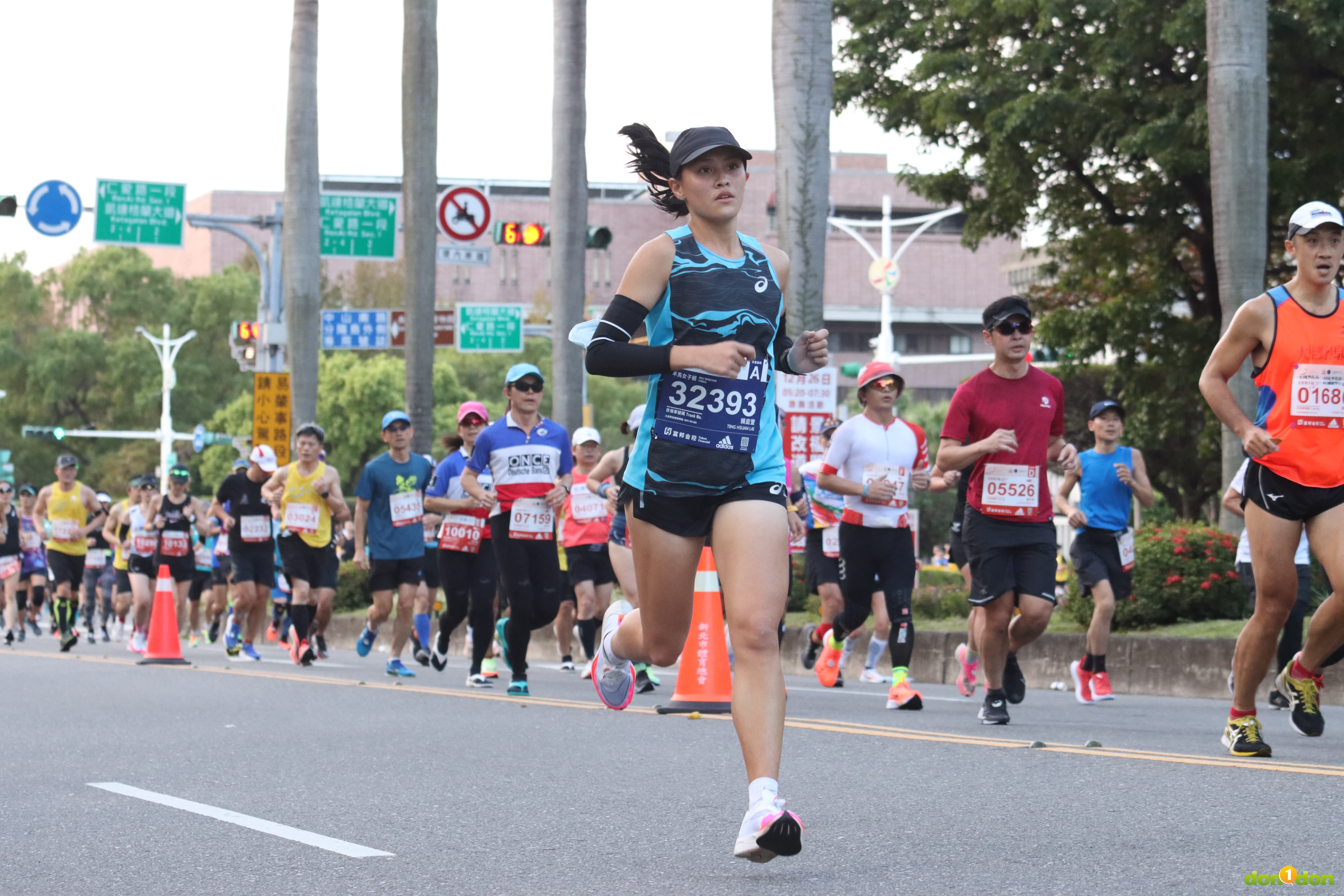賴庭萱,成績 1 小時 17 分 58 秒