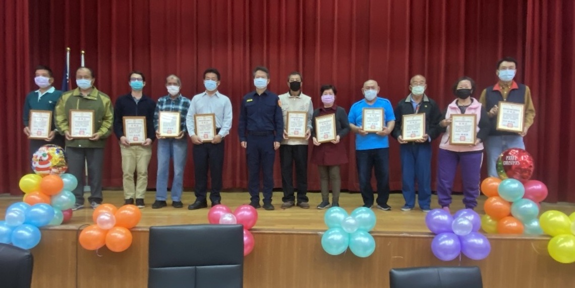 前鎮警守望相助隊常年訓練 頒發感謝狀獎勵巡守志工辛勞付出