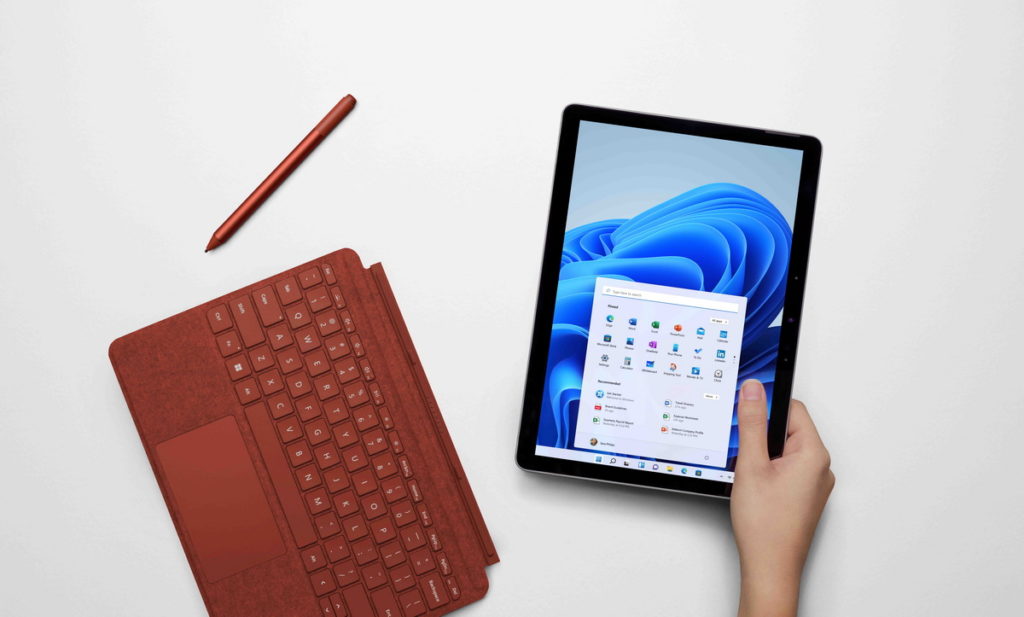 企業用戶及消費者均可透過微軟經銷商及零售通路購買全新 Surface Go 3 商務版,建議售價新台幣13,788元起