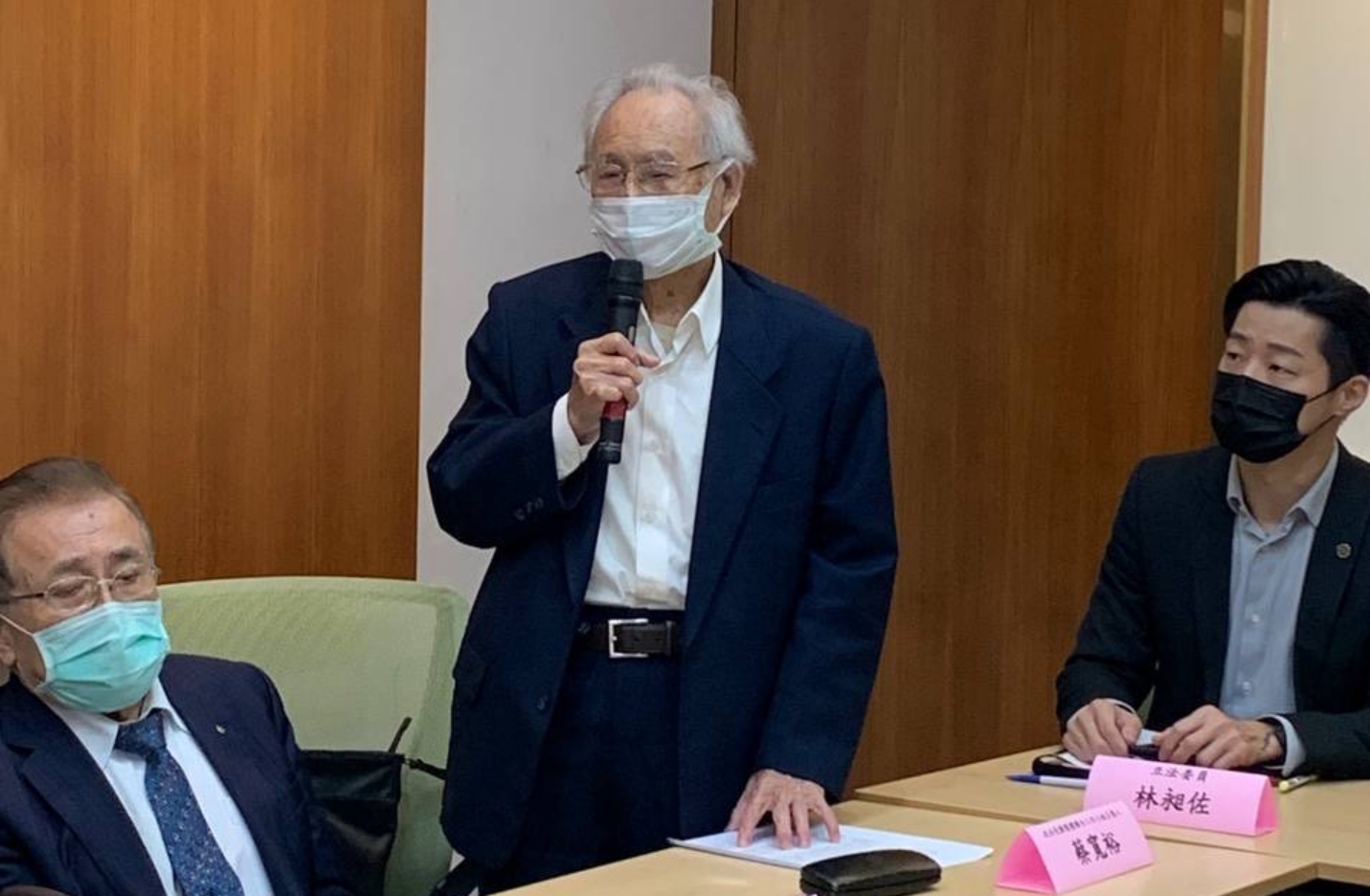 老者凋零無法空等促轉條例修法 受難家屬齊籲行政院盡速通過