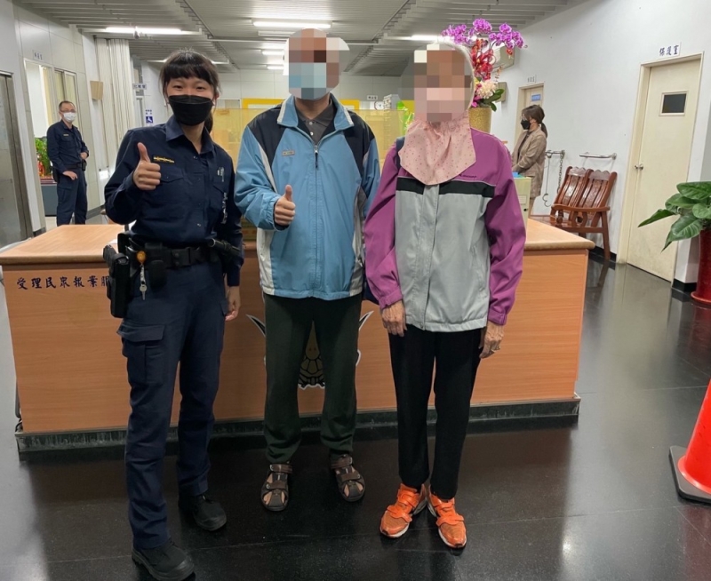 指紋建檔立大功 斗六警助迷失老婦返家