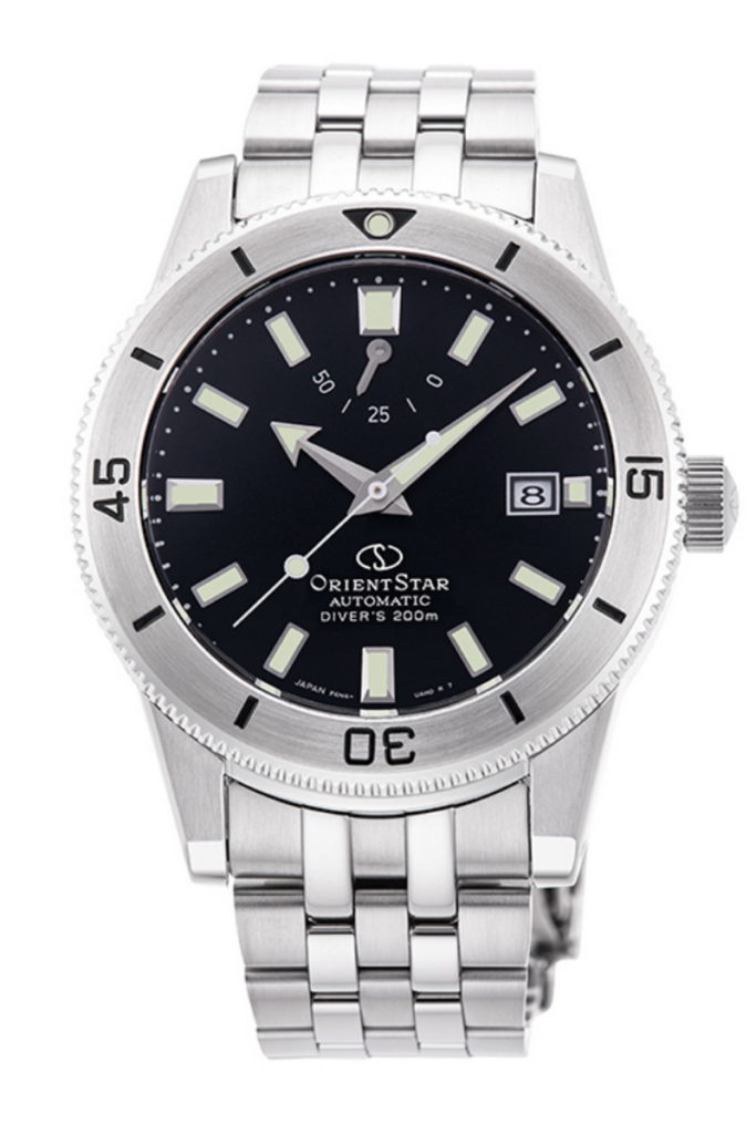 Orient Star Diver 1964潛水錶RE-AU0501B,全球限量500只,以黑色簡潔錶盤打造沉穩內斂風格,一展渾然天成的男士大氣風範。