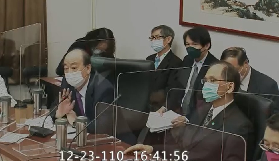 史無前例總預算逕付二讀/綠營承諾提復議 回歸委員會審查 102 122306