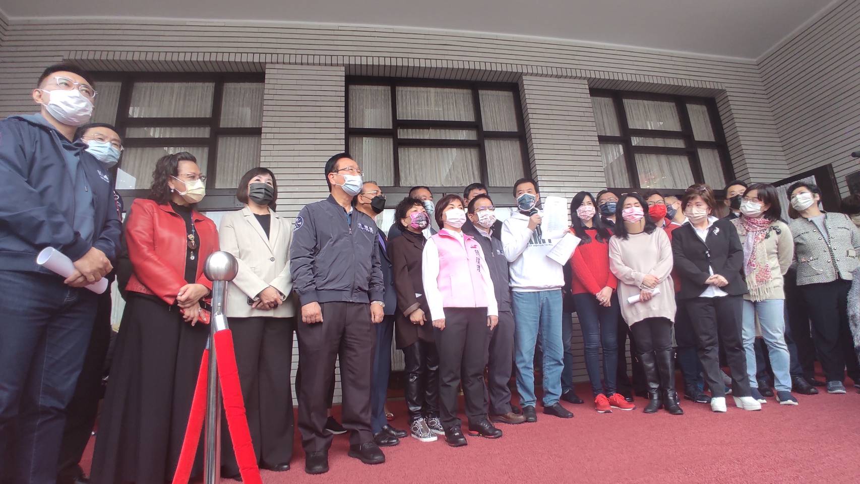 史無前例總預算逕付二讀/綠營承諾提復議 回歸委員會審查 103 1178197