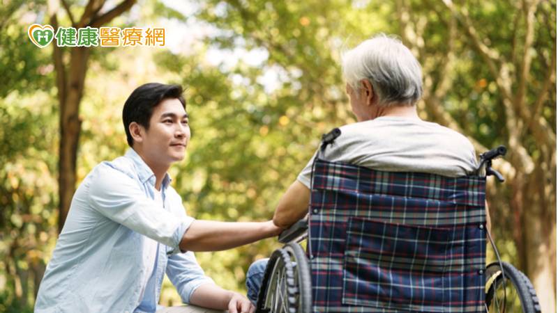 在外遊子難照顧家人　留意長輩「失智徵兆」