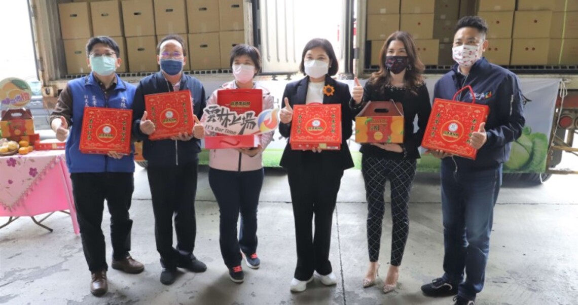 雲林明星水果茂谷柑重磅出擊 虎年春節禮盒首航東南亞