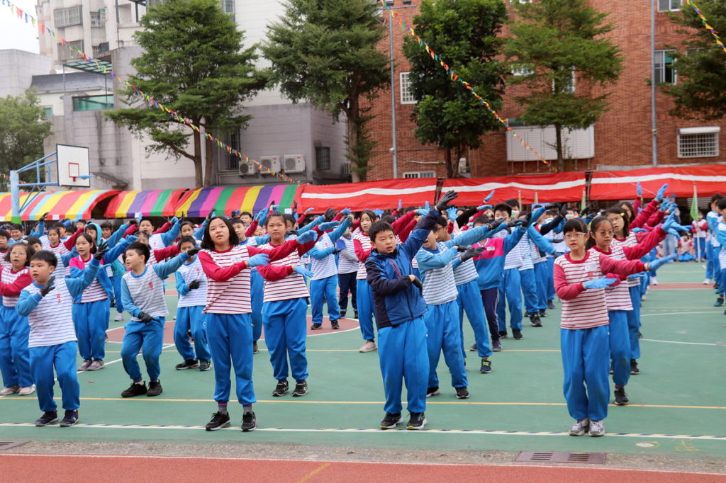 學生表演