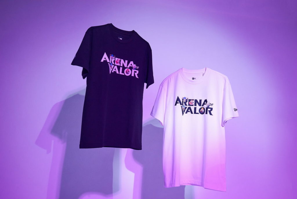 「New Era x Garena傳說對決」聯名T恤胸前顯目 Arena of Valor 傳說對決LOGO,傳遞《Garena傳說對決》跨越五週年歷史性里程碑。