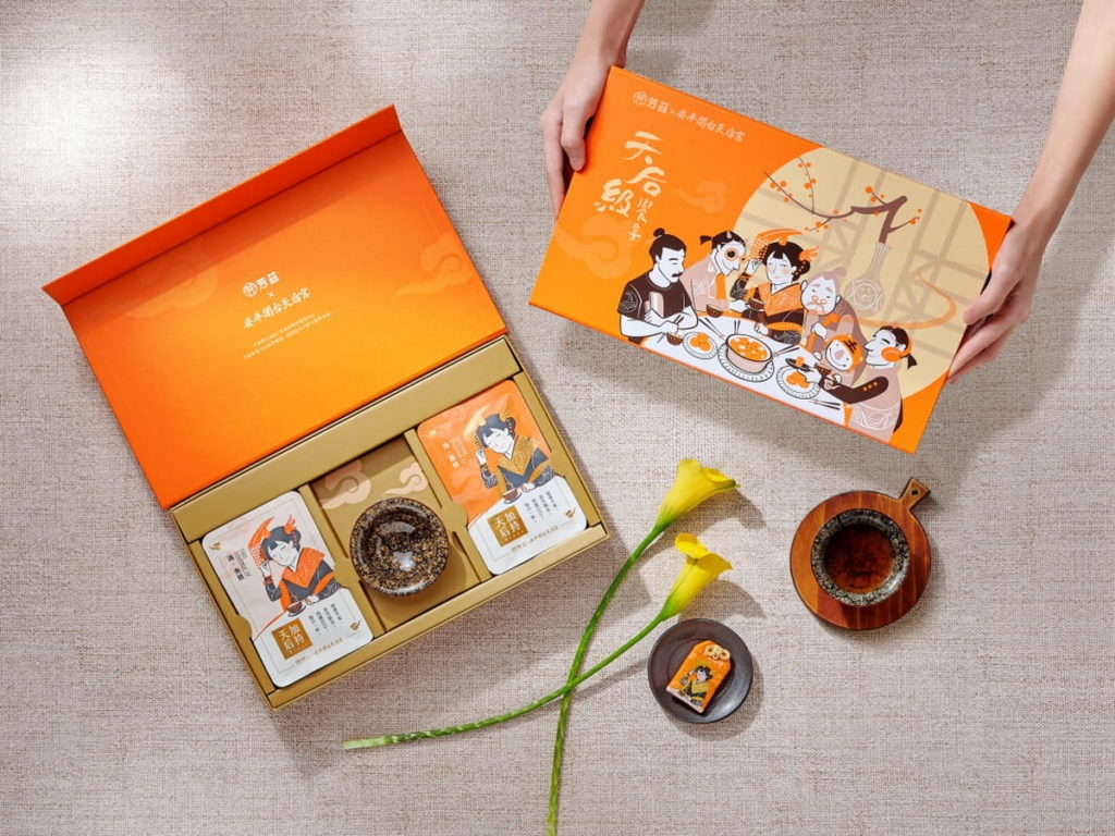 芳茲與台南安平開台天后宮聯名推出「天后平安祝福禮盒」,有滴雞精滴魚精海陸雙拼滋補元氣以及多位神明的好運加持,守護健康同時保佑平安