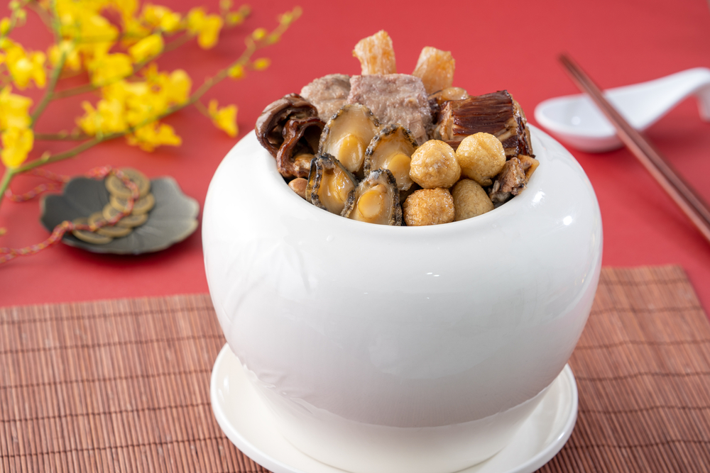 Traditional,Food,Of,Chinese,Lunar,New,Year,,Buddha,Jumps,Over