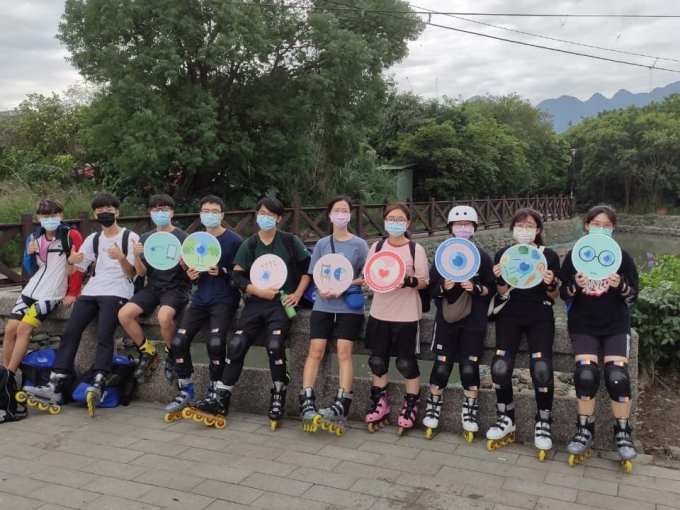 03-中原溜冰社前往淡水進行路溜練習，熟悉路面狀況。