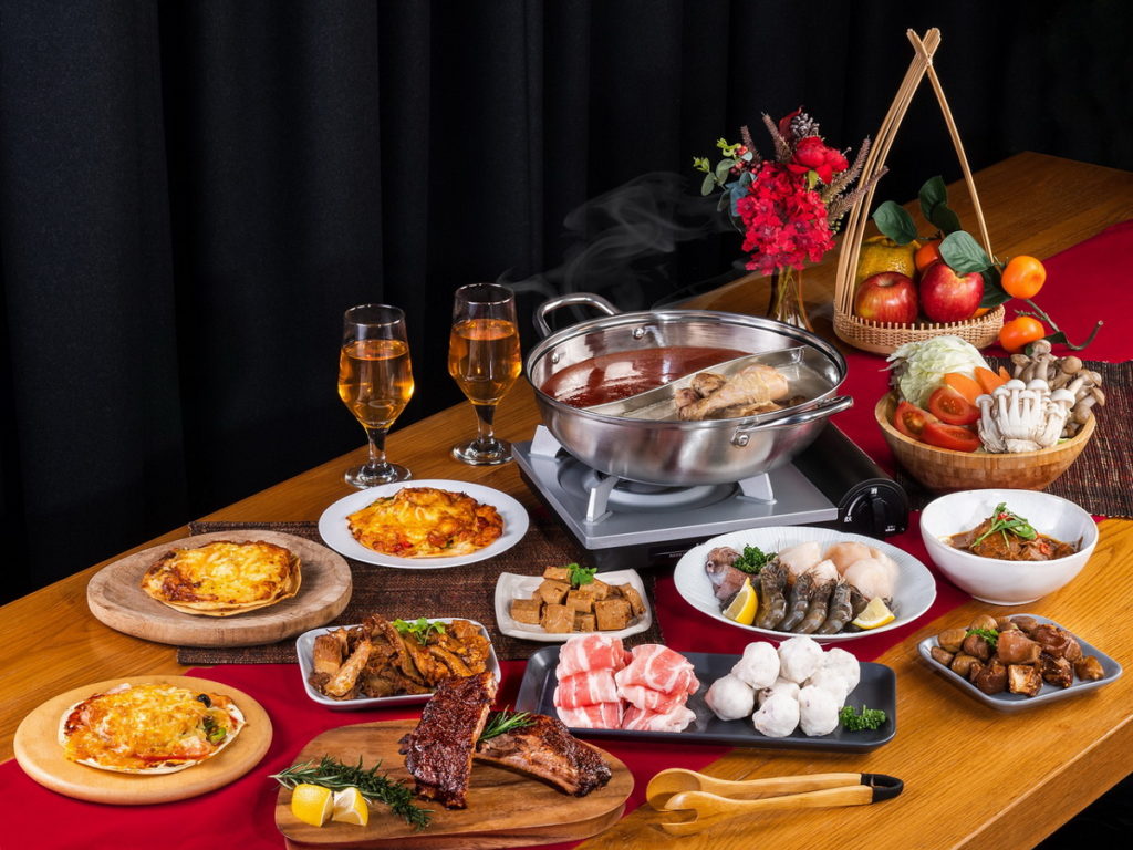 即日起，派對型年菜於金色三麥線上商城「三麥廚房360° 嚴選」開賣，提供超過二十道派對風格料理，包含金色三麥經典豬肋排、多種人氣口味披薩、椒朋友滷味系列和BAC冰淇淋，更有圍爐必備的鍋物。