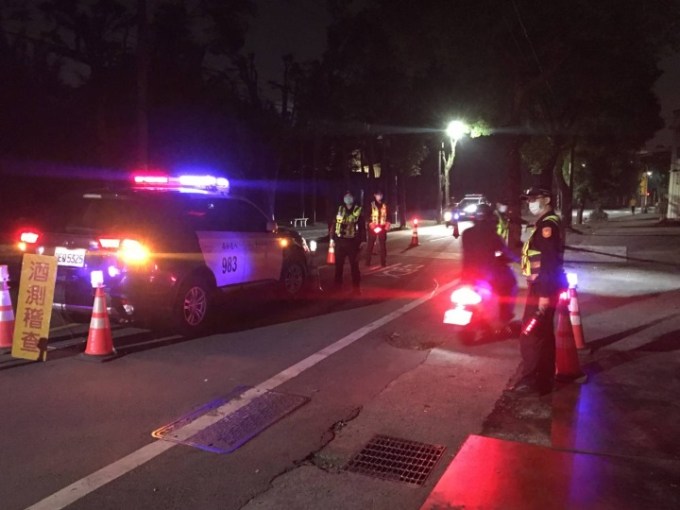 261786