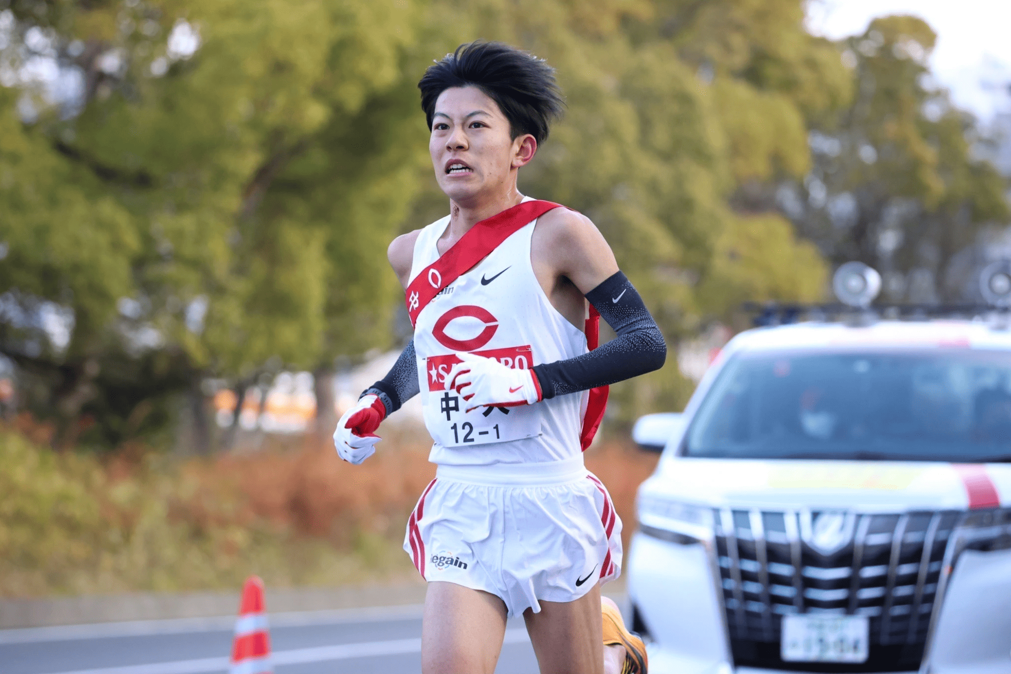 中央大學 吉居大和 1 小時 00 分 39 秒打破第 1 區區間紀錄。圖片來源