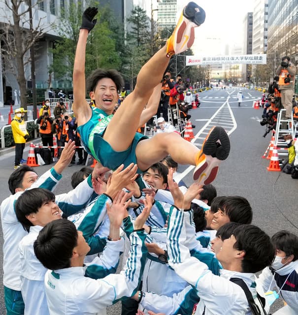 青山學院大復路時間 5 小時 21 分 36 秒、總時間 10 小時 43 分 42 秒都成為大會新紀錄。圖片來源