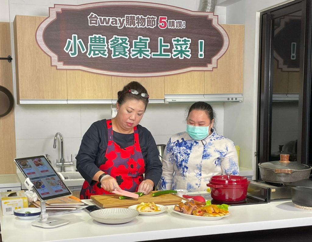 阿芳老師大秀廚藝 與台灣在地頭家一同運用苗栗在地鮮食材變化出美味料理