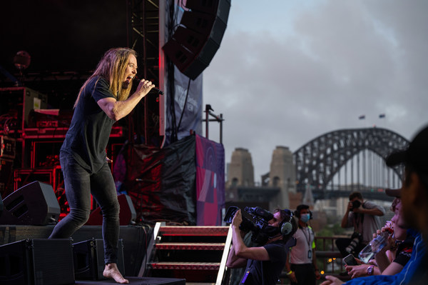 Musician Tim Minchin performed live on the world's most iconic stage - Sydney's Cahill Expressway - as part of the Final Night of ELEVATE Sydney 2022. Musician Tim Minchin performed live on the world's most iconic stage - Sydney's Cahill Expressway - as part of the Final Night of ELEVATE Sydney 2022.
