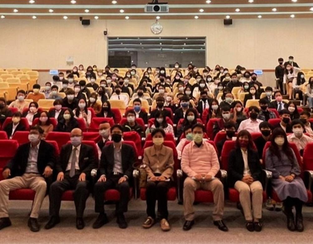20220112185909HKqF