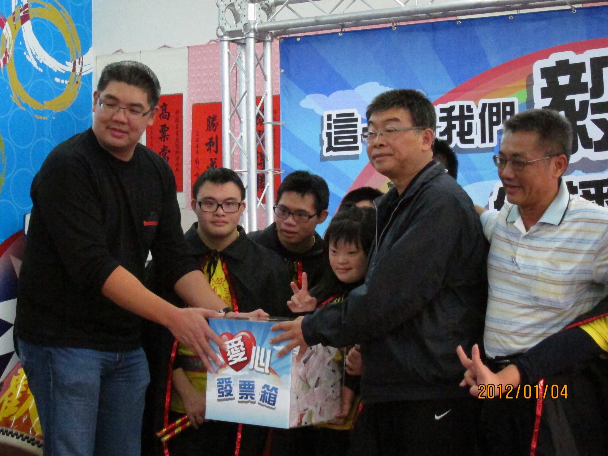 要朱立倫下台呼聲強過當年李登輝 邱毅歎:現在談這些都晚了 72 323092 270277566368802 1166101021 o