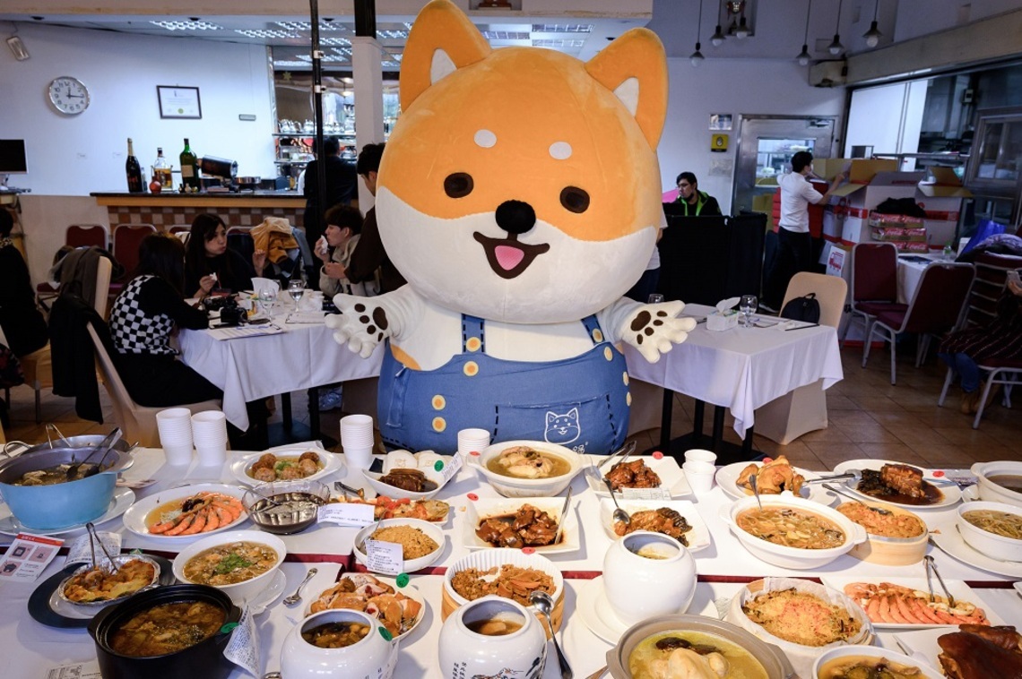 家樂福「暖年菜」正夯 兼具健康、便利、暖身的「湯鍋羹」系列年菜躍升為小家庭的人氣選擇
