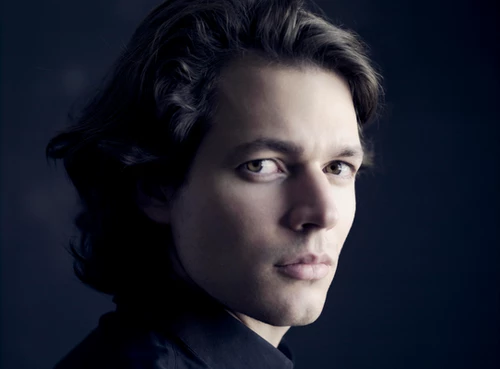 86195 c_Paolo Roversi.jpg