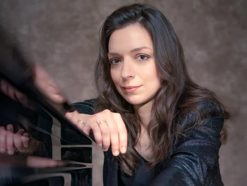 10_YuliannaAvdeeva_∏Sammy-Hart_10x15.jpg