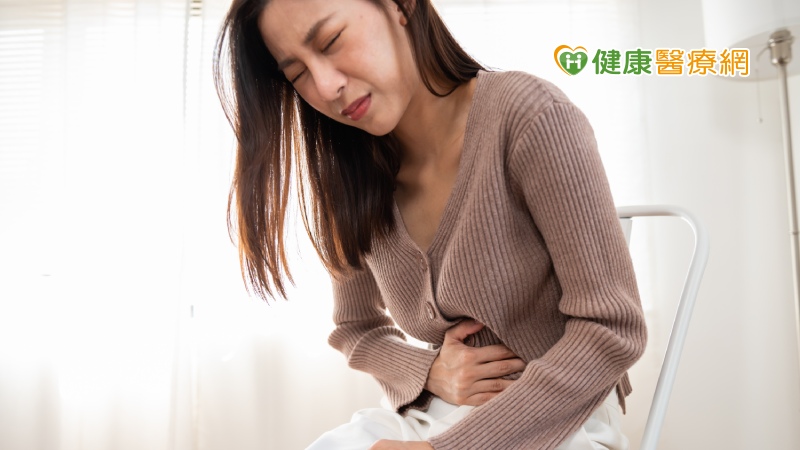 妙齡女長年腹痛就醫 竟罹患罕見遺傳疾病「紫質症」