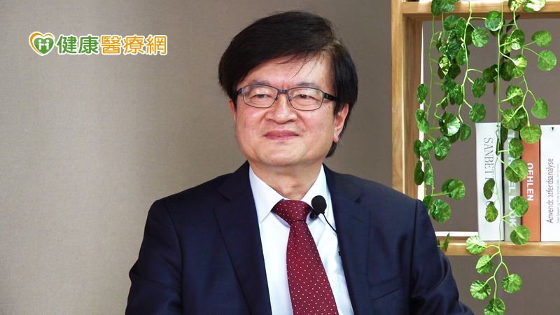 從醫師到管理高層 程文俊一路走來靠二字箴言,「尊重」