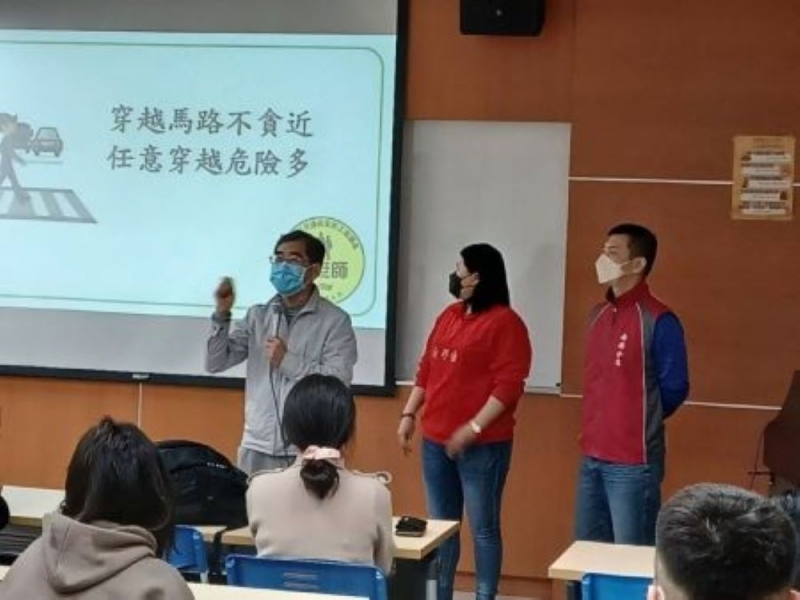 TO GO OR NOT TO GO? 從此不再是問題