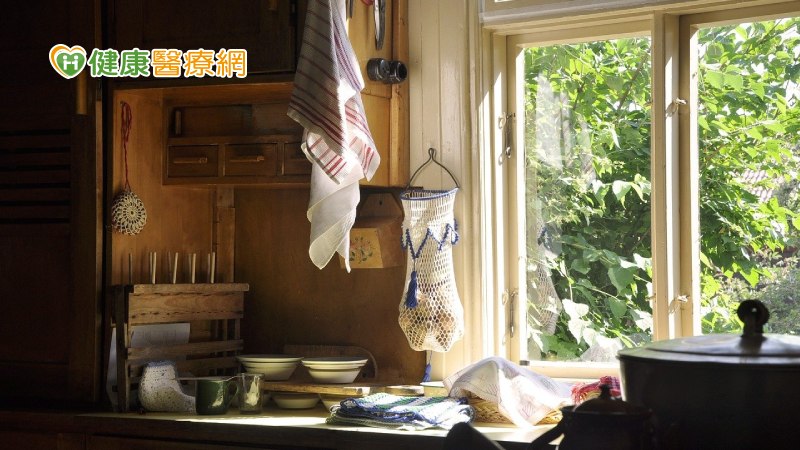 Omicron一般口罩也難擋？　防感染「1關鍵」要做到