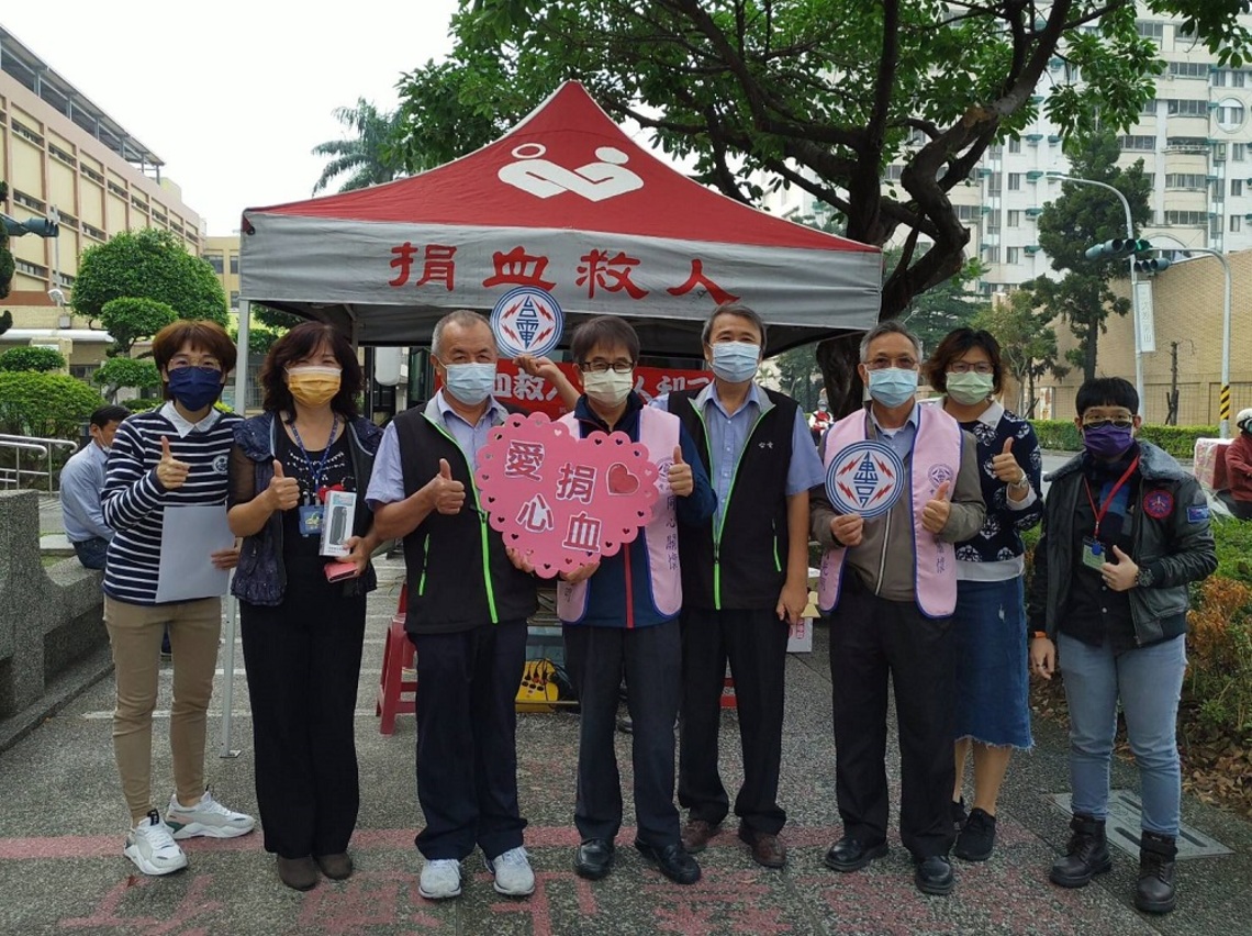 全台血荒 台電鳳山區處挽袖相挺