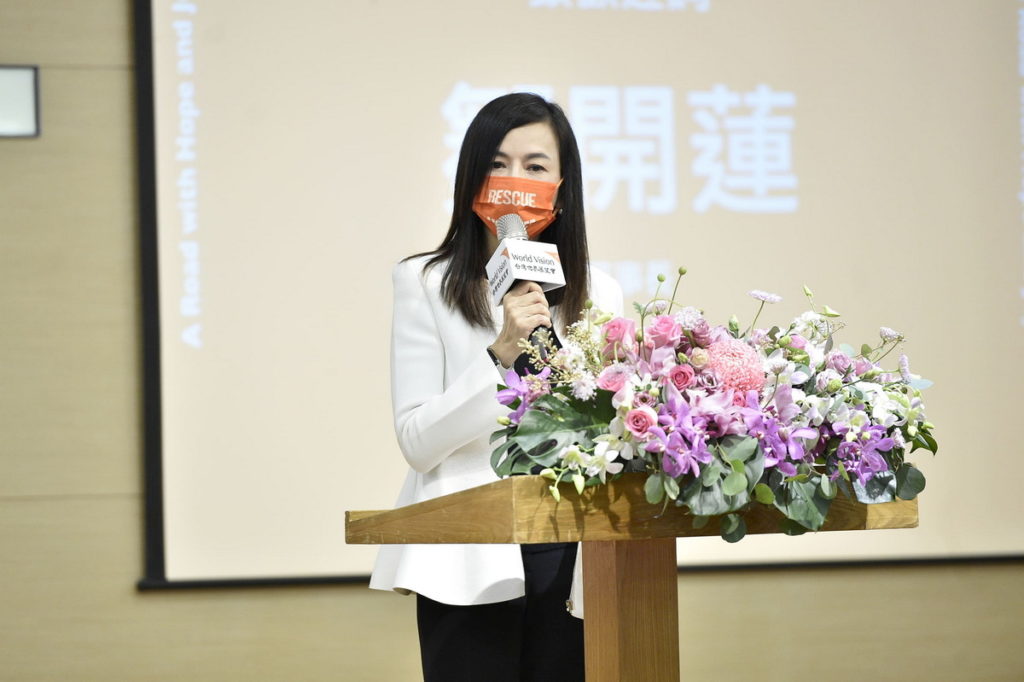 台灣世界展望會董事長鄒開蓮表示,搬到來樓不只要回到初心,更要在新家一起做新事。(台灣世界展望會提供)
