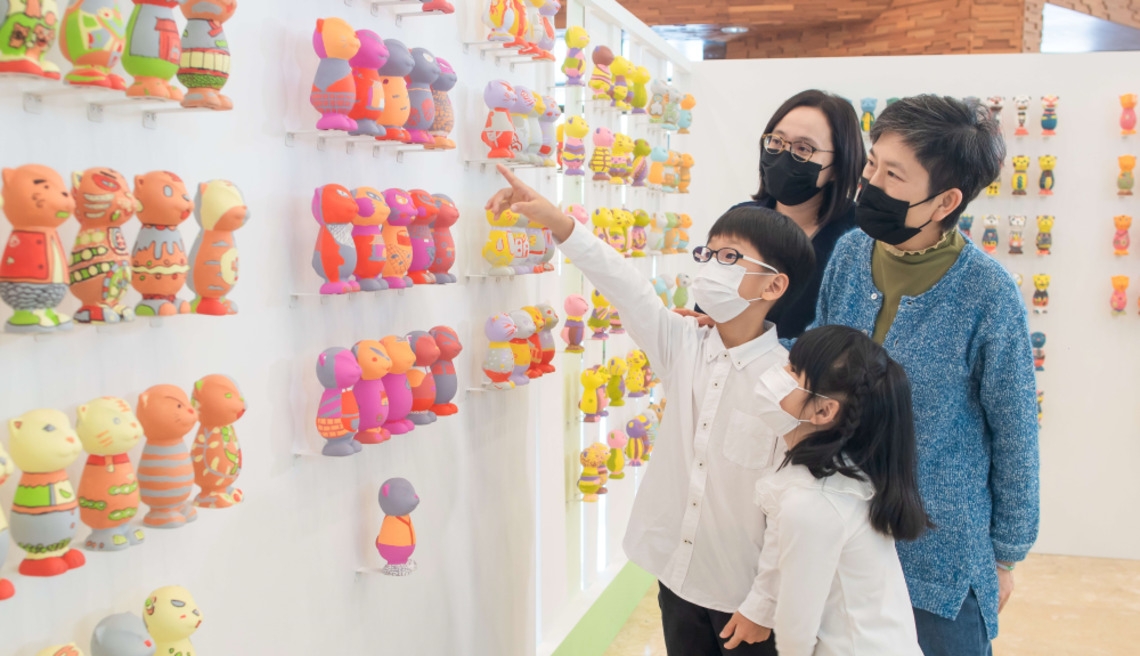 「感動虎」兒童暨青少年彩繪高美特展 南臺灣千位學童彩繪福虎 呈現繽紛多彩、虎(福)氣萬千!