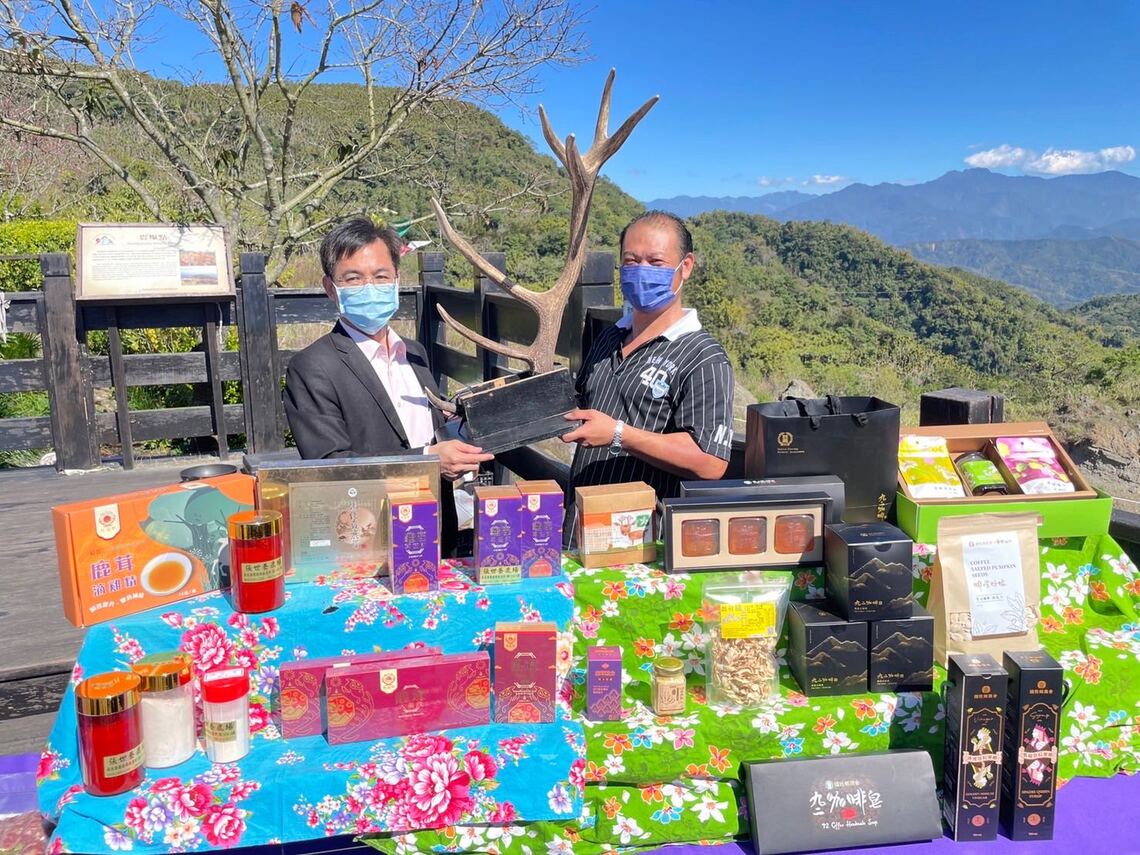 國姓九份二山櫻花季開跑,新年走春必訪熱點 新鮮好蔬果就在賞櫻市集