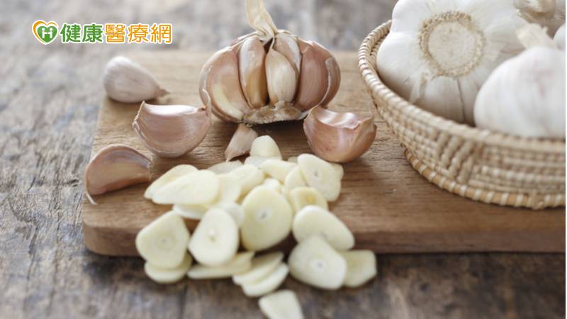 年菜添「蒜」營養價值高　如何保存？