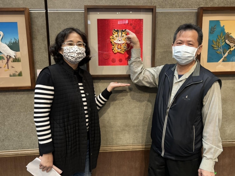 剪紙添喜氣 花鳥迎春王楨文紙藝展在福興穀倉