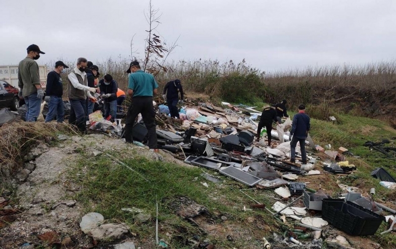 澎湖地檢署聯合查緝非法傾棄廢棄物