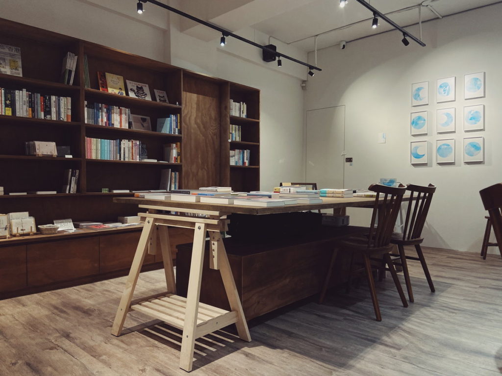 渺渺書店地下一樓