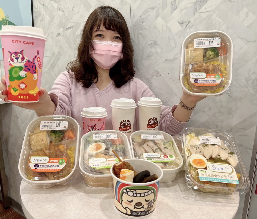 每年必陪伴大家的7-ELEVEN開工優惠,推出包含咖啡、輕食等優惠,還有「i預購」開工大吉採買指南,開工不憂鬱!