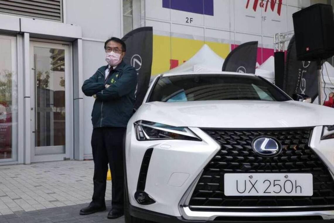 台南購物節抽出頭獎百萬汽車2得主