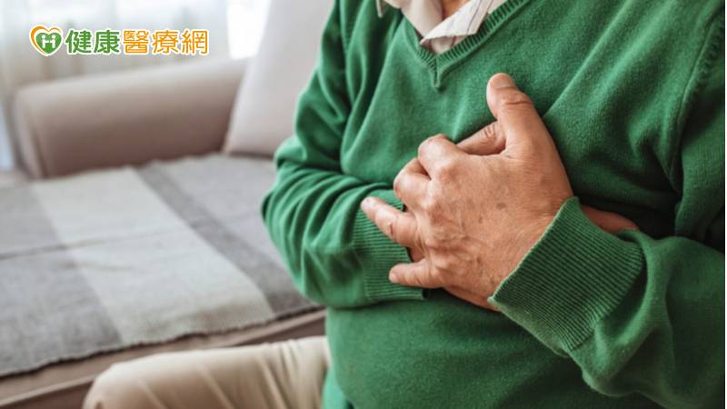 石棉工作人員退休發現罹癌　還可申請職災給付嗎？