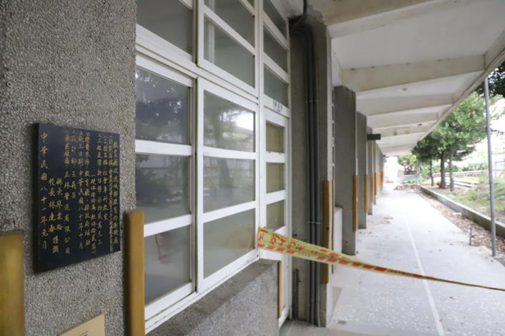 豐安國小校舍使用迄今已逾36年,因老背少建物及低窪淹水問題,影響學生學習安全。