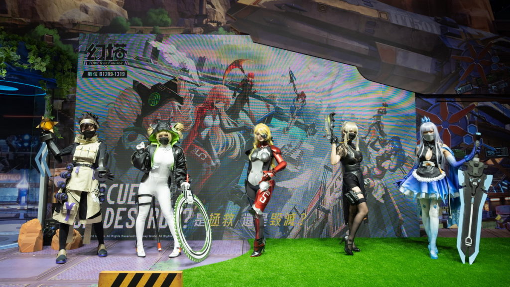 多名人氣Coser於《幻塔》攤位登場!